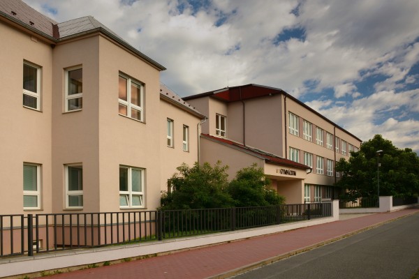 Gymnázium Uničov