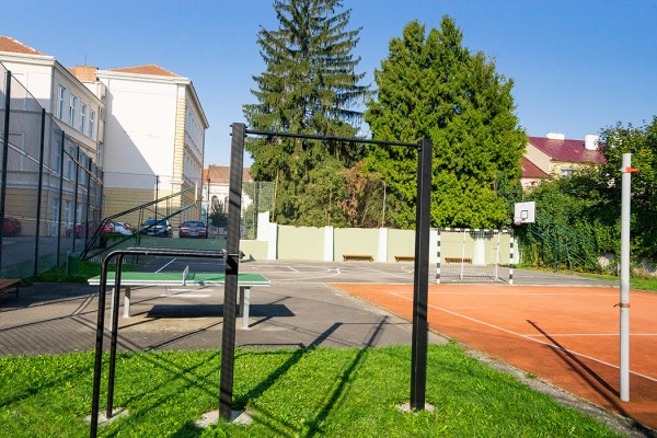 Školní hřiště