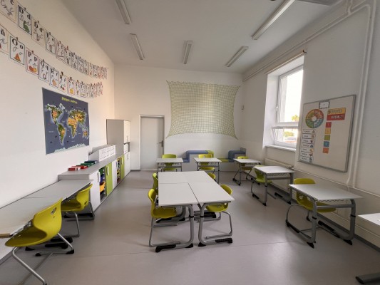 třída přízemí